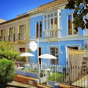 https://la-casa-azul-bb-apartments.1costadelsol.com